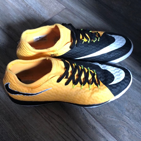 Nike Other - Nike HypervenomX Finale II IC Sneakers